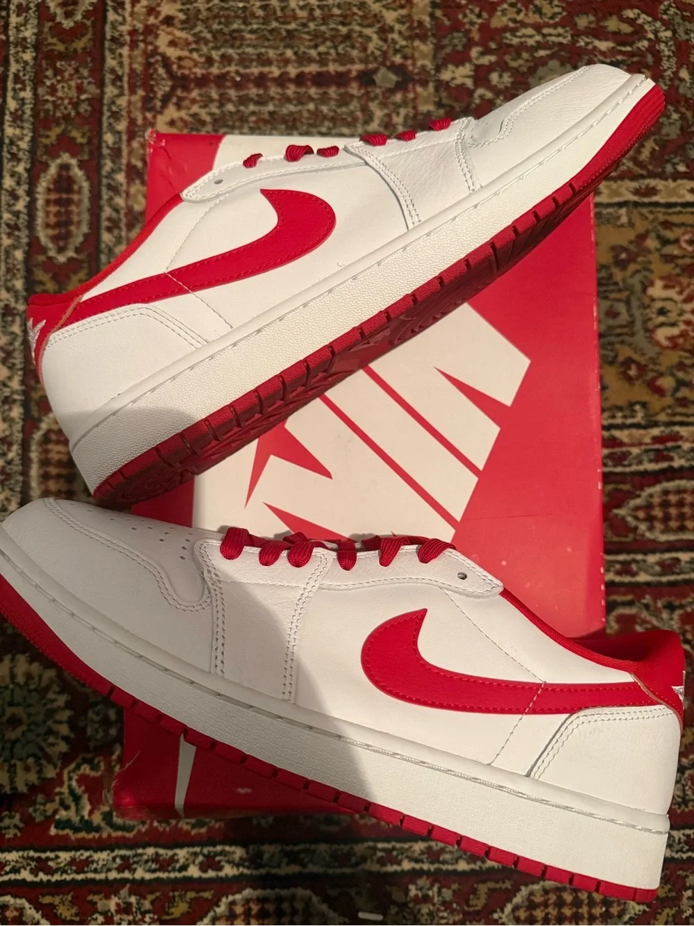 Jordan 1 Retro Low University Red Low-Top Sneakers